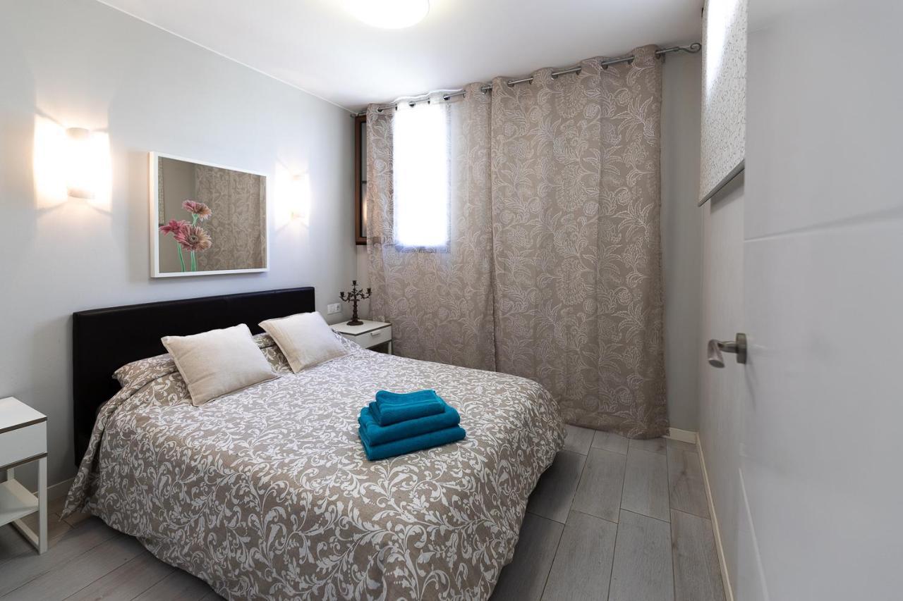 Detached 3-Story Home, Seafront And Central Playa de las Americas (Tenerife) Exterior foto